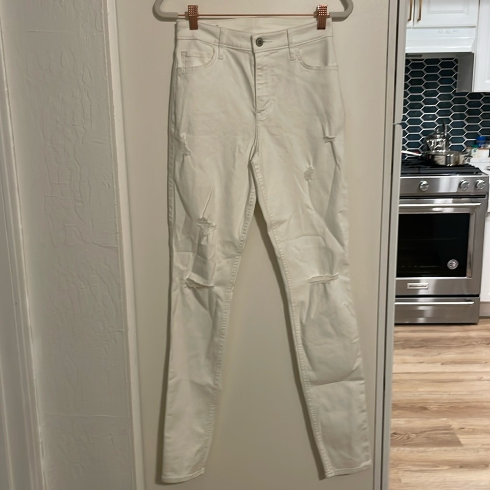 Hollister White Distressed Jeans | 26 (verify size)